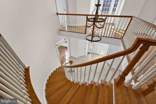 451 SENECA RD, Great Falls, VA 22066