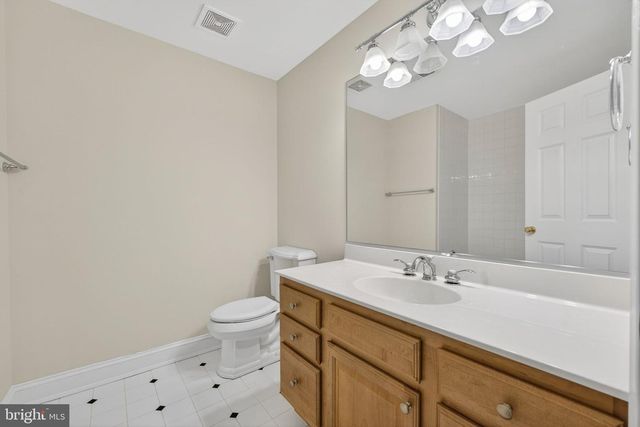 451 SENECA RD, Great Falls, VA 22066