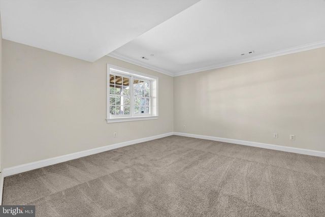 451 SENECA RD, Great Falls, VA 22066