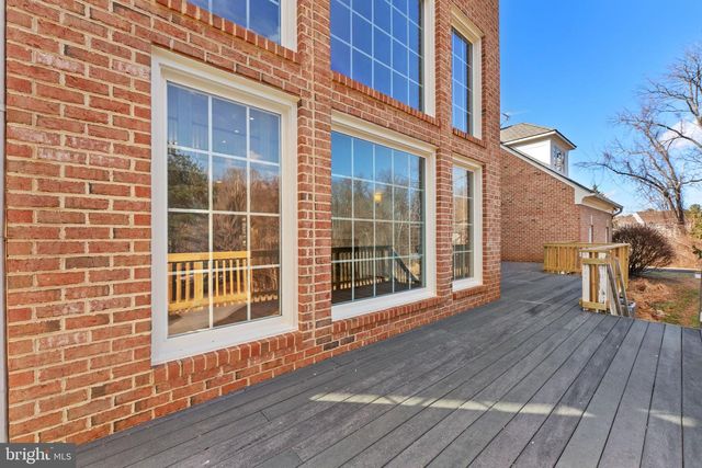 451 SENECA RD, Great Falls, VA 22066