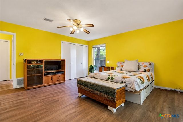 97 W Mimosa Circle, San Marcos, TX 78666