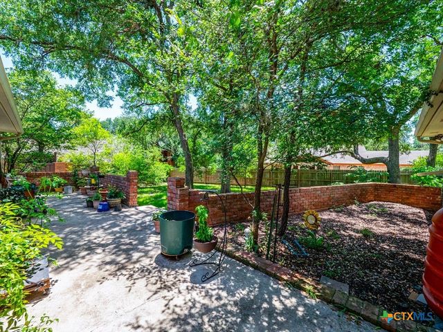 97 W Mimosa Circle, San Marcos, TX 78666