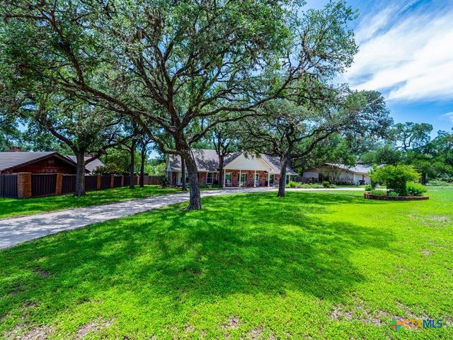 97 W Mimosa Circle, San Marcos, TX 78666
