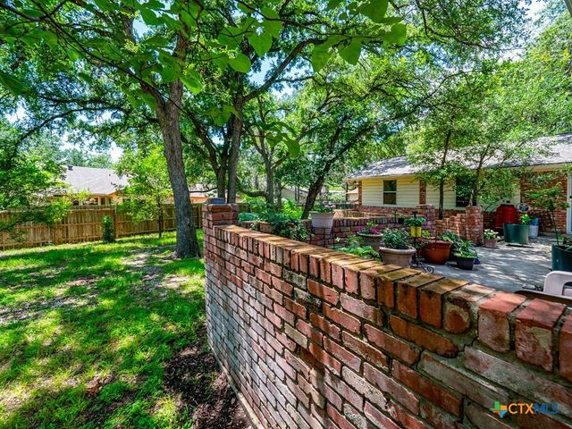 97 W Mimosa Circle, San Marcos, TX 78666