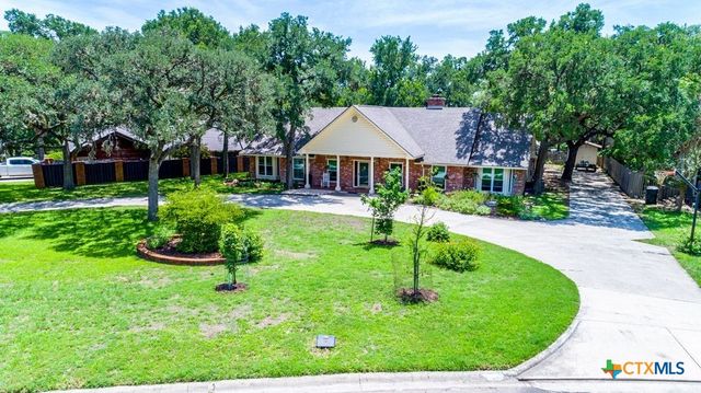 97 W Mimosa Circle, San Marcos, TX 78666