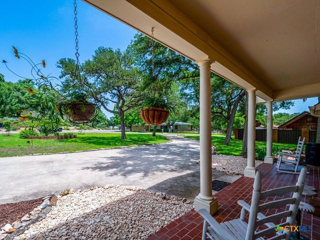 97 W Mimosa Circle, San Marcos, TX 78666