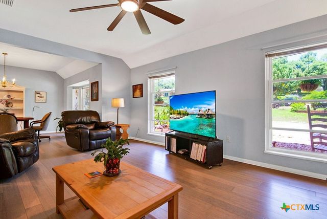97 W Mimosa Circle, San Marcos, TX 78666