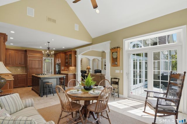 117 Litchfield Turnpike, Bethany, CT 06524
