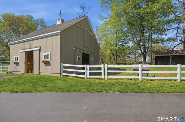 117 Litchfield Turnpike, Bethany, CT 06524