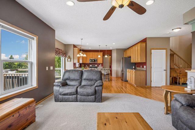 11265 68th Street NE, Albertville, MN 55301