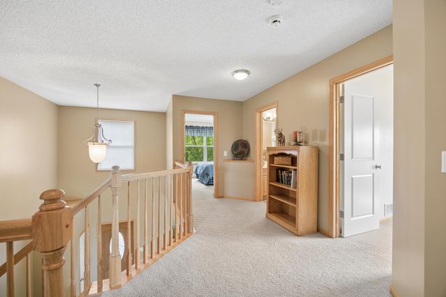 11265 68th Street NE, Albertville, MN 55301