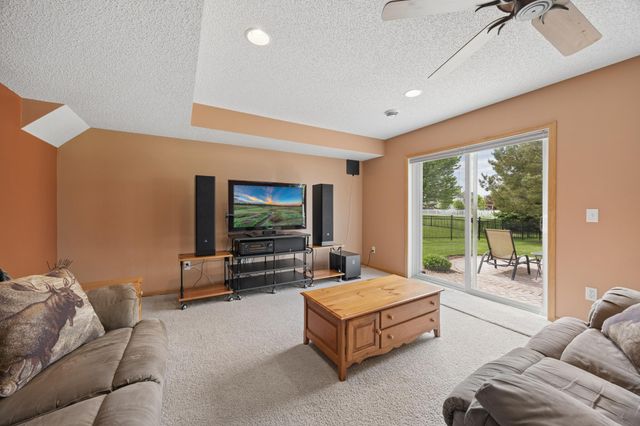 11265 68th Street NE, Albertville, MN 55301