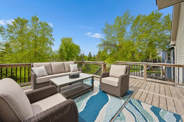 11265 68th Street NE, Albertville, MN 55301