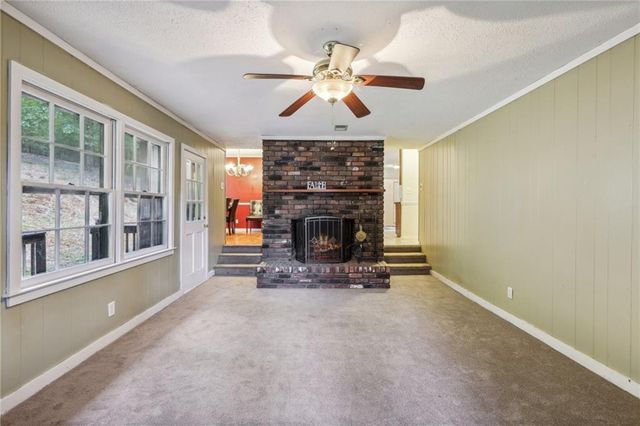 19 Roving Hills Circle, Cartersville, GA 30121