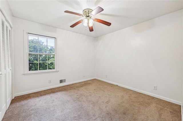19 Roving Hills Circle, Cartersville, GA 30121