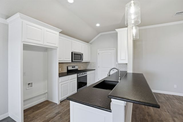 11828 Serval Street, Godley, TX 76044