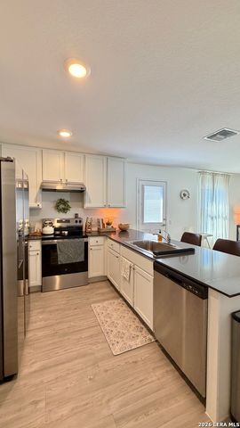 13322 Furyk Dr, San Antonio, TX 78230