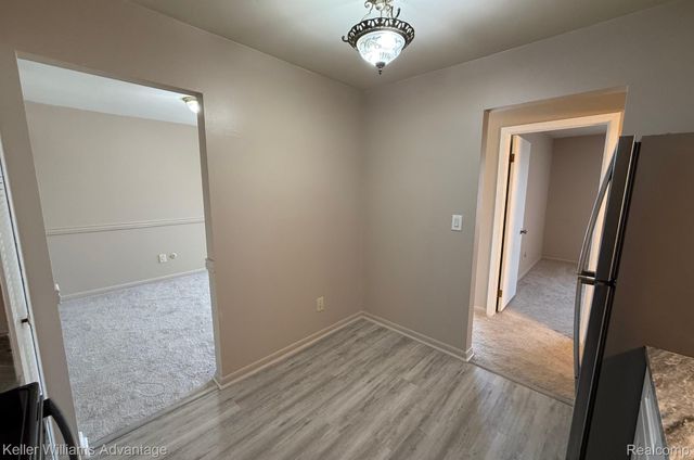 30709 Shiawassee Road 71, Farmington, MI 48336