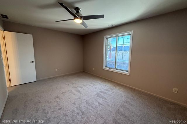 30709 Shiawassee Road 71, Farmington, MI 48336