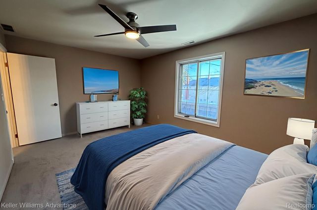 30709 Shiawassee Road 71, Farmington, MI 48336