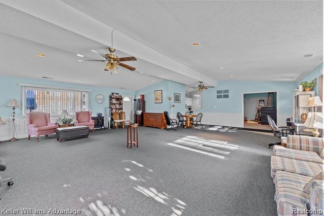 30709 Shiawassee Road 71, Farmington, MI 48336