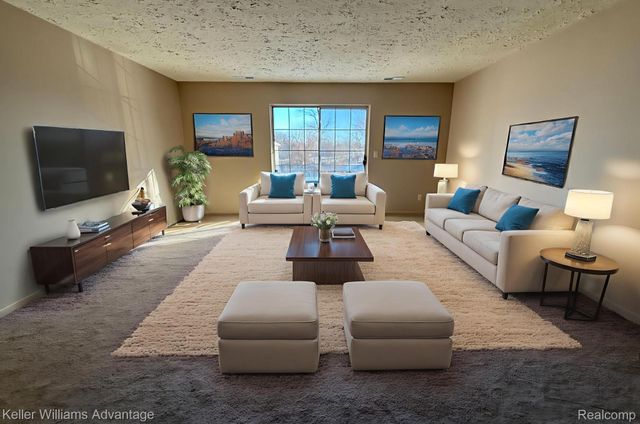 30709 Shiawassee Road 71, Farmington, MI 48336