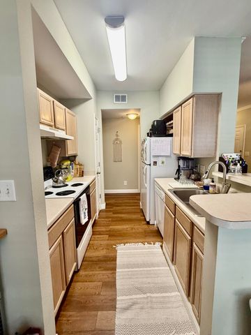 700 Daniel Ellis Drive 9105, Charleston, SC 29412
