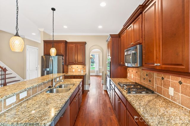 7945 Rolling Creek Court, Charlotte, NC 28270