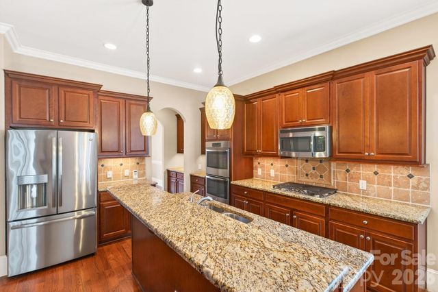 7945 Rolling Creek Court, Charlotte, NC 28270