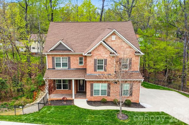 7945 Rolling Creek Court, Charlotte, NC 28270
