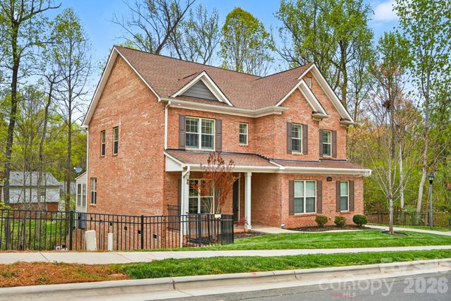 7945 Rolling Creek Court, Charlotte, NC 28270