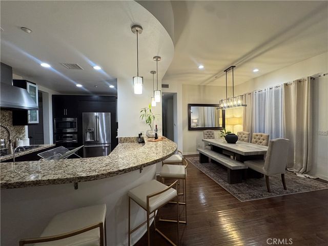 21 Gramercy 218, Irvine, CA 92612