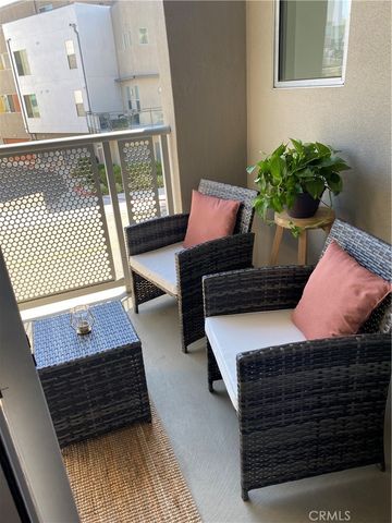 21 Gramercy 218, Irvine, CA 92612