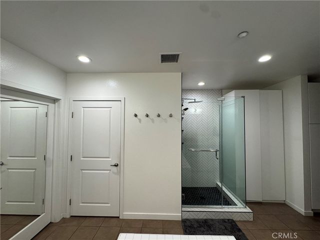 21 Gramercy 218, Irvine, CA 92612