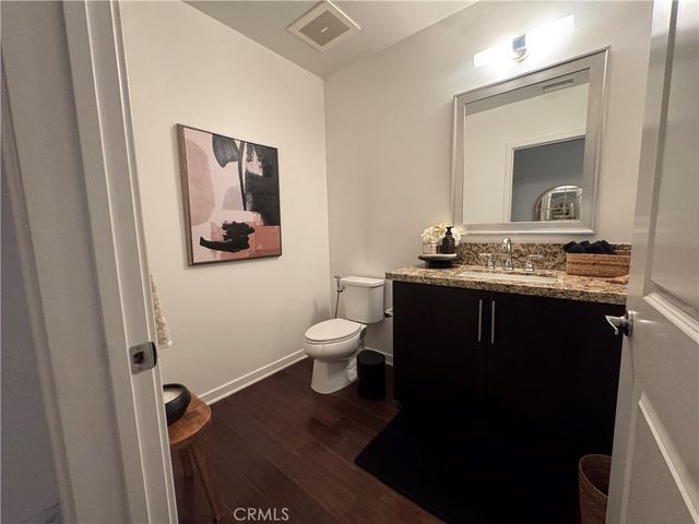 21 Gramercy 218, Irvine, CA 92612