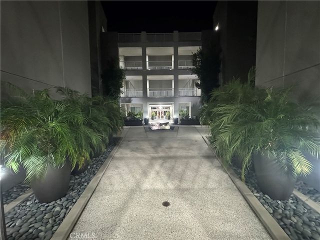 21 Gramercy 218, Irvine, CA 92612