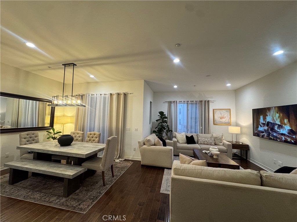 21 Gramercy 218, Irvine, CA 92612