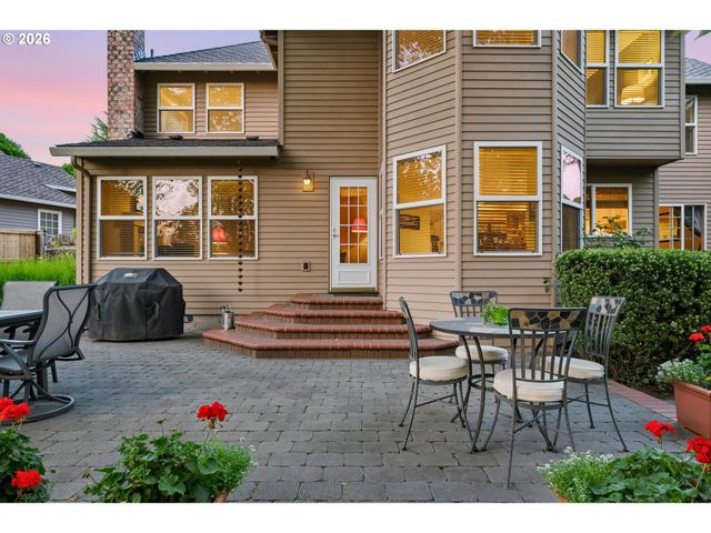 14735 Sw PEACHTREE Dr, Portland, OR 97224