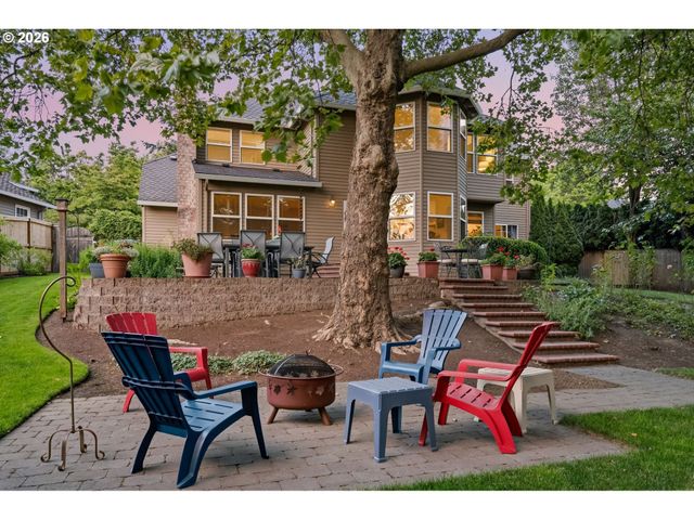 14735 Sw PEACHTREE Dr, Portland, OR 97224