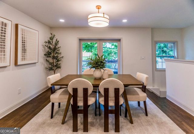 989 Oakview Drive SE, Smyrna, GA 30080