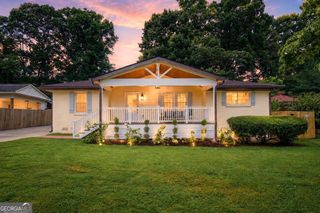 989 Oakview Drive SE, Smyrna, GA 30080