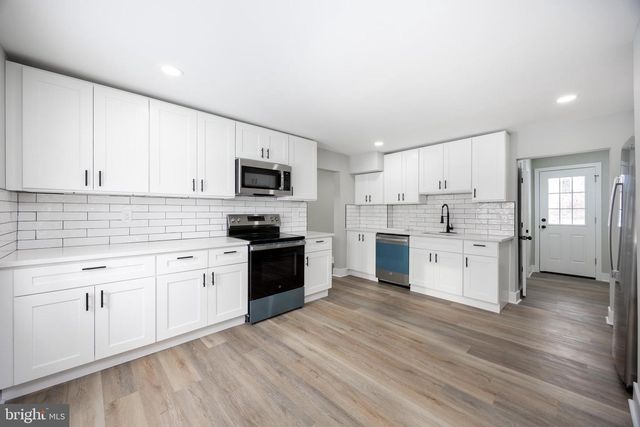 181 W 7TH AVE, Trappe, PA 19426