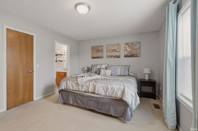 16036 Timberwillow Drive, Huntertown, IN 46748