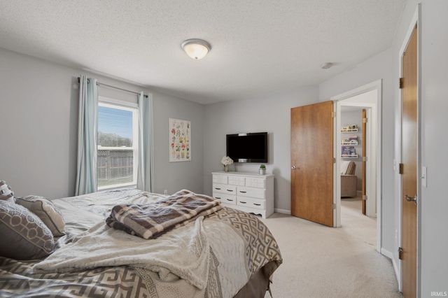 16036 Timberwillow Drive, Huntertown, IN 46748
