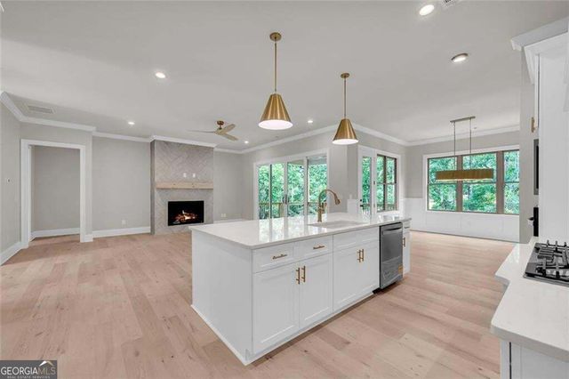 7062 Hammock Trail, Gainesville, GA 30506