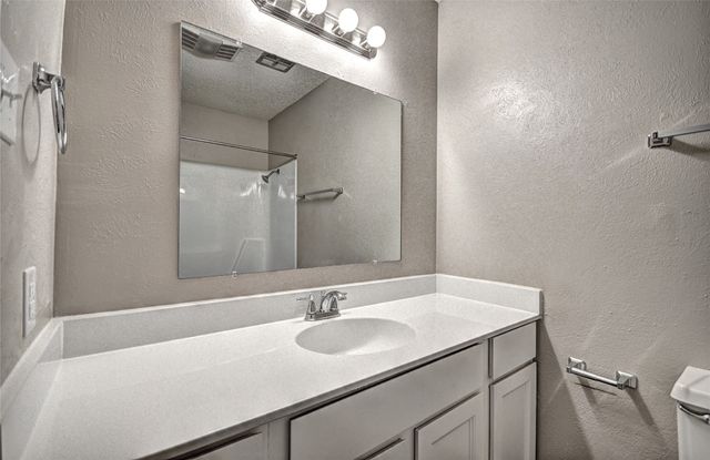 3319 Crites Street 101, Richland Hills, TX 76118