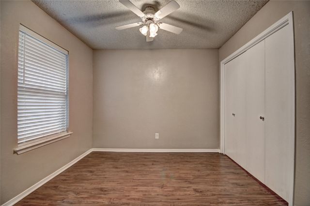 3319 Crites Street 101, Richland Hills, TX 76118