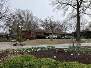 5611 Cherokee Circle, Fairway, KS 66205