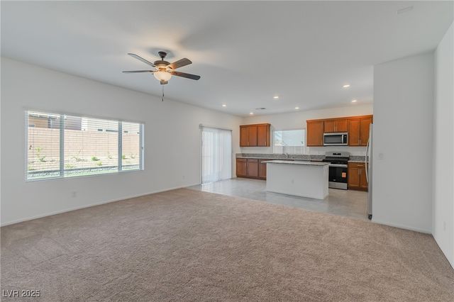 10325 South Bronco Street, Las Vegas, NV 89141