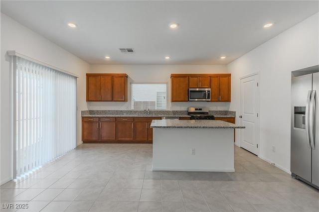 10325 South Bronco Street, Las Vegas, NV 89141